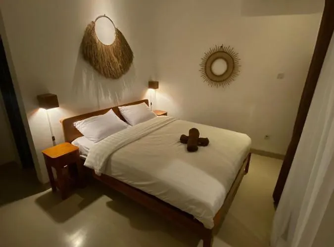 Guest house Five Canggu (Bali)