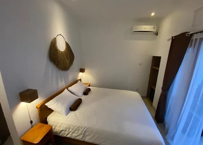 Five Guest house 3*
